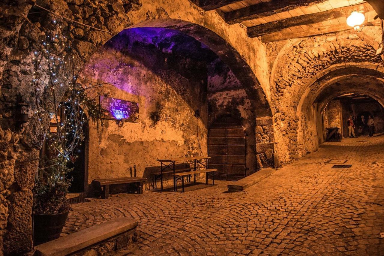 La Dote Acomodação com café da manhã Santo Stefano Di Sessanio Exterior foto